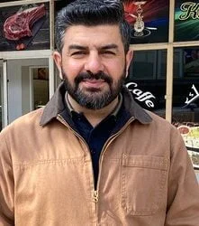 Muayad Namrood muistaa yhä ensimmäisen vuoden maahanmuuttajana – Kokenut arabipastori ei kannata ajatusta täysin omillaan toimivista siirtolaisseurakunnista