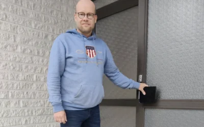 ”Ihmiset ovat tämän työn suola” – Markus Tattari jätti yrittäjän vastuut, toimi perhetyöntekijänä, ryhtyi sijaisvanhemmaksi ja hyppäsi kolme vuotta sitten uskossa kohti uutta