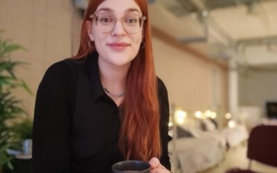 ”Nuorten pahoinvointi huolestuttaa” – nuorisotyöntekijä Noora Suvorova pyrkii siihen, että hänellä on arjessa aina aikaa pysähtyä kohtaamaan nuoria